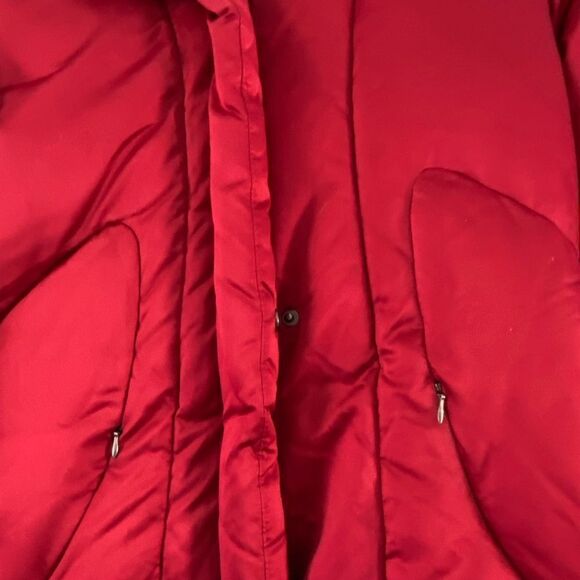 Calvin Klein Puffer Red Jacket - Picture 3 of 12